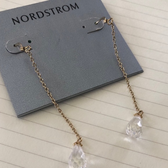 Nordstrom Jewelry - Swingy crystal drop earrings